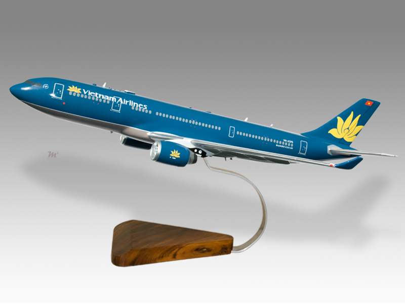 Модели авиакомпаний. A330 200 Vietnam Airlines. Самолет модель Аэробус а 330-300 Revell. Vietnam Airlines а330-300. Airbus a330 сборная модель.