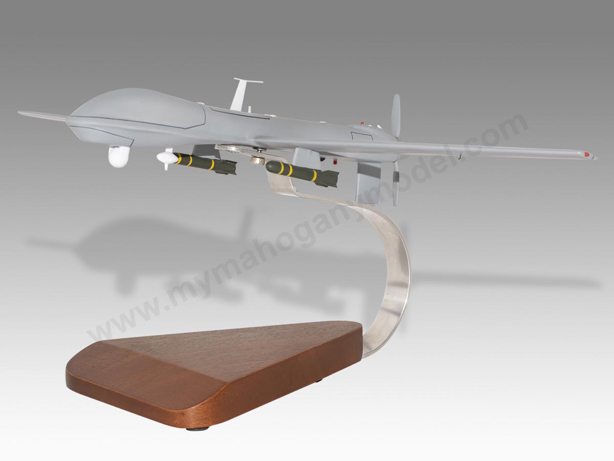 General Atomics Predator MQ-1 UAV Model